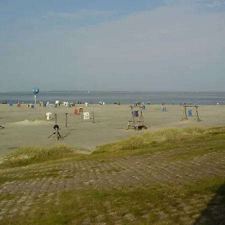 In 80-142 Dornumersiel